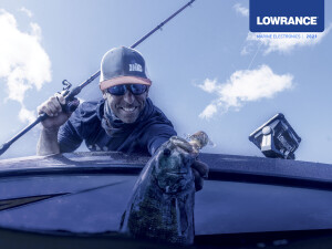 Lowrance 2023 kataloog